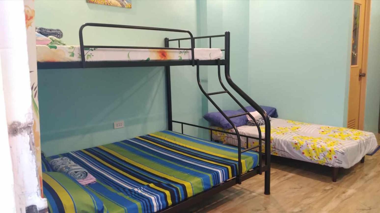 Azulea Lodging House Oslob Extérieur photo