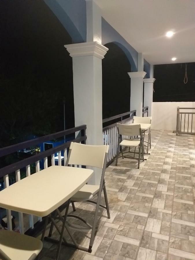 Azulea Lodging House Oslob Extérieur photo